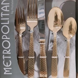 Holister Metropolitan Collection Gold 20 Pieces Flatware Set, Service for 4